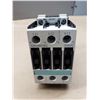 Image 2 : Siemens 3RT1026-1B Circuit Breaker