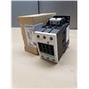 Image 1 : Siemens 3RT1035-1AK60 Circuit Breaker