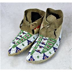 Plains Beaded Moccasins