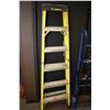 Image 1 : Featherlite step ladder