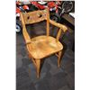 Image 1 : Open arm antique quarter cut oak chair