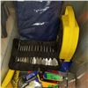 Image 2 : TOTE OF VARIOUS TOOLS