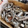 Image 2 : TRAY OF STAINLESS STEEL PIPE CLAMPS AND MORE