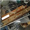 Image 2 : METAL LEVEL AND SAW GUIDE