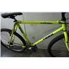 Image 2 : YELLOW TREK BIKE