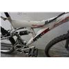 Image 2 : WHITE SPORTEK BIKE