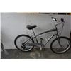 Image 1 : GREY GIANT BIKE
