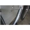 Image 3 : GREY GIANT BIKE