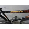 Image 2 : ORANGE AND BLACK PINNACLE BIKE