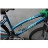 Image 2 : BLUE REEBOK BIKE