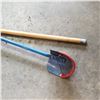 Image 2 : ICE AUGAR AND SANDING POLE