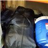 Image 3 : LARGE LOT OF CAMPING GEAR