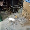 Image 3 : LOT OF GARDEN METAL DECOR