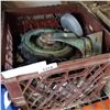 Image 2 : CRATE OF CASTORS
