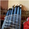 Image 2 : BUNDLE OF BROOM HANDLES