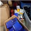 Image 2 : LARGE LOT OF AIR AND OIL FILTERS