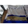 Image 2 : BAG OF SUMMIT DOG FOOD 28LBS