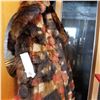 Image 2 : FUR COAT