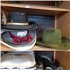 Image 1 : LOT OF COWBOY HATS AND BAILEY 5X BEAVER HAT