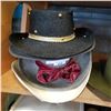 Image 2 : LOT OF COWBOY HATS AND BAILEY 5X BEAVER HAT