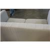 Image 7 : MODERN TUFTED CLUB STYLE LOVESEAT