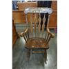Image 1 : VINNTAGE WOOD ROCKING CHAIR