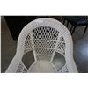 Image 3 : WHITE WICKER ARM CHAIR