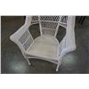 Image 4 : WHITE WICKER ARM CHAIR