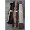 Image 2 : LOT OF 3 AREA CARPETS