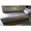 Image 2 : GREY LEATHER CHAISE