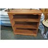 Image 1 : PINE BOOKSHELF