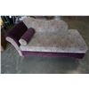 Image 1 : CHAISE LOUNGE W/ ACCENT PILLOW
