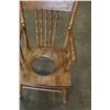 Image 2 : WOOD KIDS TOILET CHAIR
