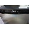 Image 2 : DANBY BLACK AND STAINLESS BAR FRIDGE