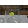 Image 2 : 3 SETS OF DUCK NAME PLACE SETTING PLUS LARGE GLASS JAR WITH LID