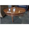 Image 2 : VINTAGE HEIRLOOM FURNITURE CANADA ROUND COFFEE TABLE