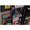 Image 2 : LOT OF 2 VINTAGE WAYNE GRETZY HARDCOVER BOOKS AND OFFICIAL RECORD BOOK