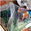 Image 2 : BOX OF YARN AND PICTURE HANGERS