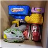 Image 3 : BOX OF TOYS AND GOALIE PADS