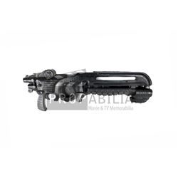 Earth: Final Conflict - M31 Neutron Gun TV Prop (0001)