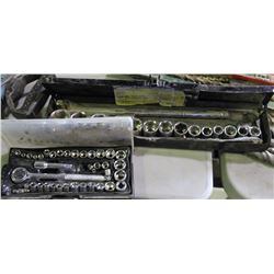 LOT OF ASSORTED SOCKETS