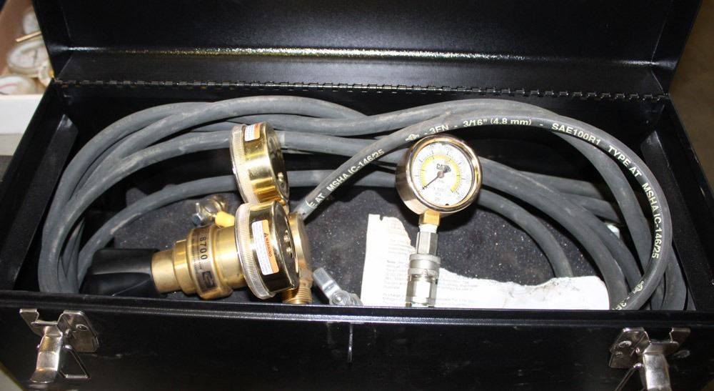 CAT NITROGEN CHARGING KIT