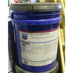 PAIL OF CHEVRON DELO SYN-TRANS HD SAE 50, (15.9KG
