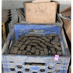 CRATE WITH LARGE CHAINS
