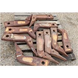 PALLET OF VARIOUS GRADER RIPPER SHANKS
