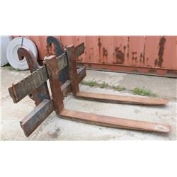 LOADER FORK ATTACHEMENT