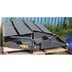 PALLET OF EXCAVATOR STEPS