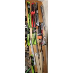 ASSORTMENT OF TRUCK & EQUIPMENT WIPER BLADES