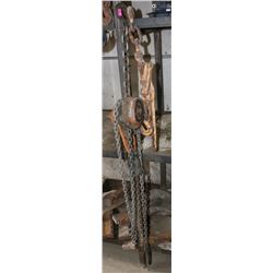 CHAIN HOIST & BOOMER