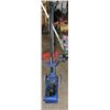 Image 1 : 22 TON AIR/HYDRAULIC JACK